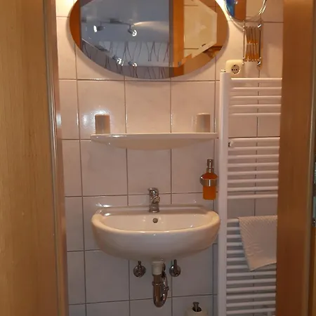 דירה Gaestehaus Veronika אילמנאו