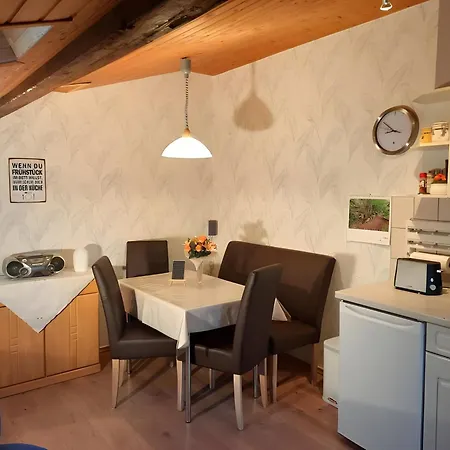 Gaestehaus Veronika דירה *